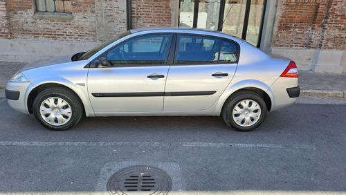 Renault Megane 2 Confort 1.6 L Nafta
