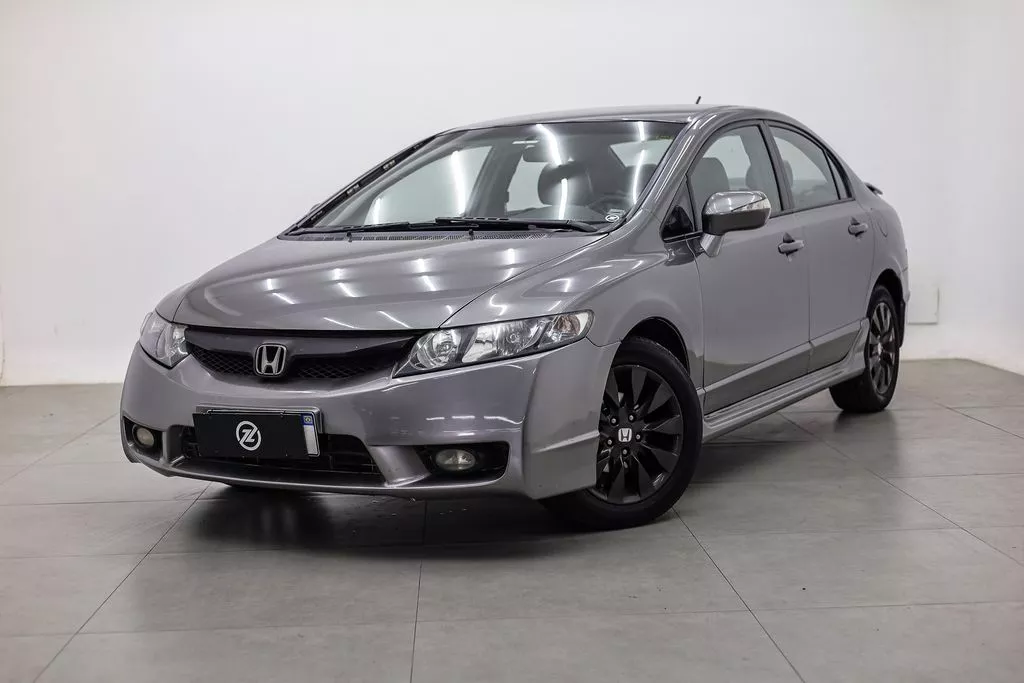 Honda Civic CIVIC SEDAN LXS 1.8/1.8 FLEX 16V AUT. 4P