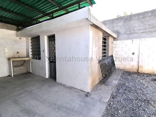 Imagen 29 de 30 de Casas Comercial En Alquiler En Zona Este Nueva Segovia Barquisimeto #23-6730 Daniela Linarez 04245390659