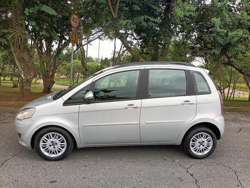 Fiat Idea 1.6 16v Essence Flex 5p