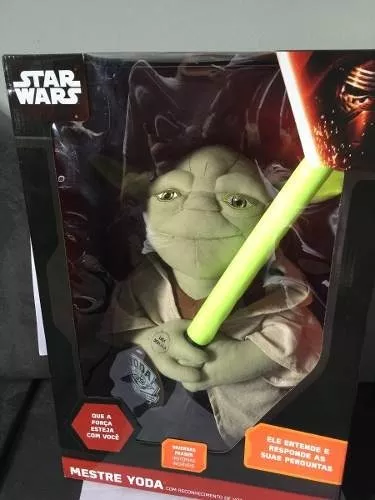 Pelucia Star Wars Mestre Yoda C/ Reconhecimento De Voz 43cm