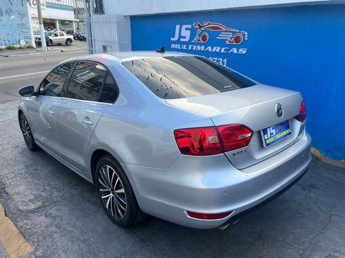 Volkswagen Jetta Volkswagen Jetta 2.0 TSI Highline DSG