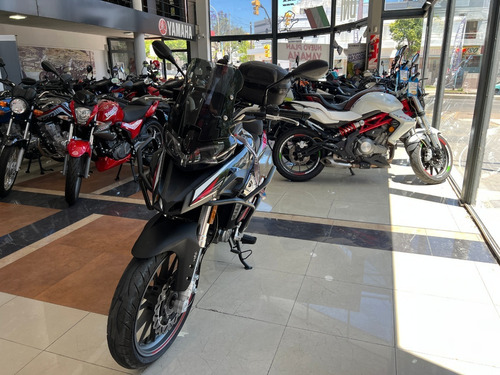 Imagen 3 de 16 de Benelli Trk 251 Abs 0km