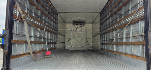 Mb Atego 1726 2013 Bau Compartilhado Plataforma Hidraulica