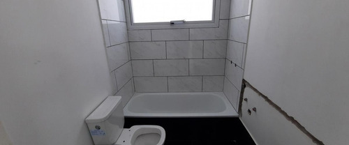 Loft Monoambiente Venta Abasto Divisible Amplio Luminoso Balcón Terraza