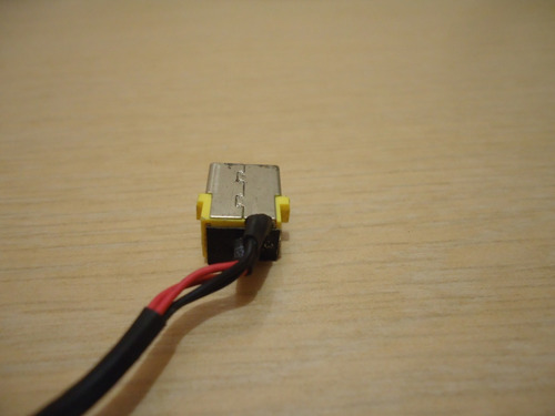 Power Jack Gateway Ne572 Ne57204m E1 510 532 570 E1 571 572 (Usado)