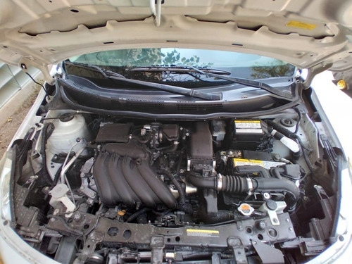 Nissan Versa 1.6 Sense Mt 2017