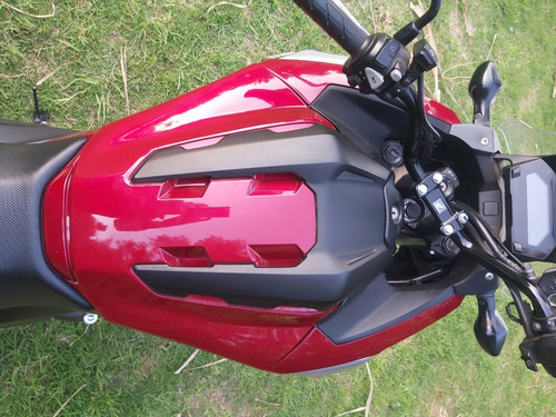 Imagen 5 de 10 de Honda Nc750 X Nc750x No Versys650 No Nc700 No Bmw Gs700 F650