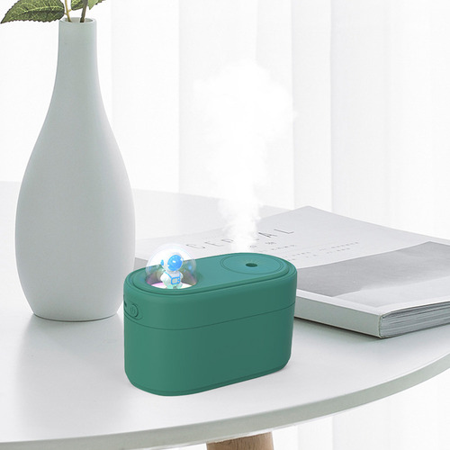 Un Coche, Cuarto De Bebé Con Luz Nocturna, Minihumidificador