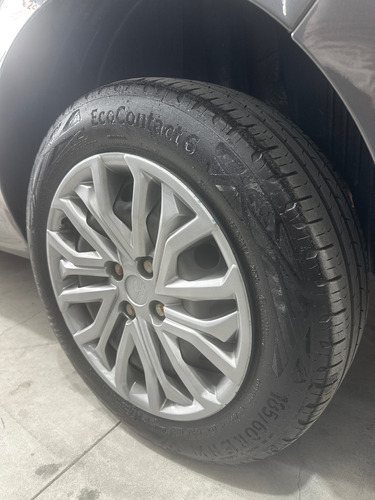 Fiat Cronos 1.3 Drive Flex 4p