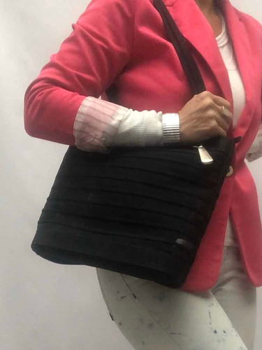 Cartera Billone Negro Cherry Shoulders Liviana Excelente 