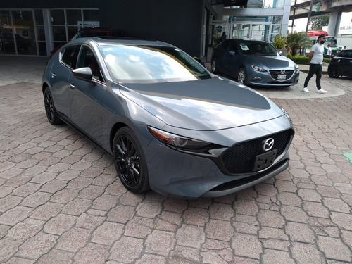 Imagen 8 de 13 de Mazda 3 2.5 Signature At