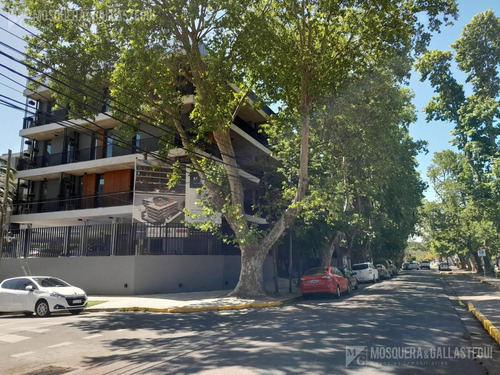 Imagen 2 de 25 de Impecable Departamento A Estrenar! Con Jardín!! Tigre Centro
