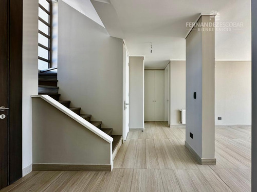 Concon - Vende Casa 3 Pisos 4d 4b 2e - Pinares De Montemar