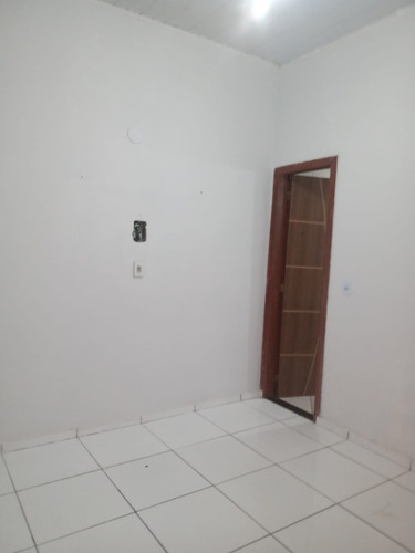Casa 3 Quartos Com Garagem E Piscina
