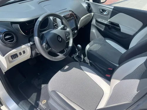 Renault Captur 2.0 Intens Automática
