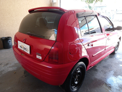 Imagem 3 de 12 de Renault Clio 2000 1.0 Rn 5p