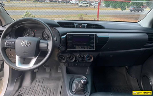 Toyota Hilux 4x4
