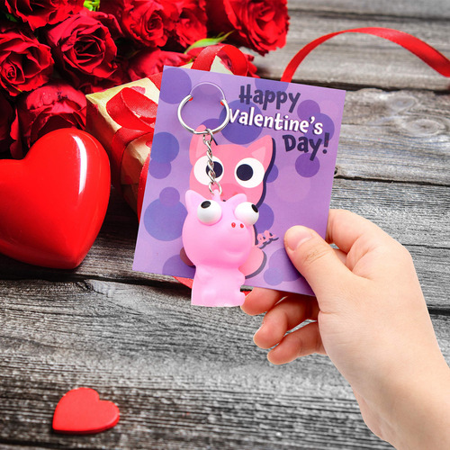 Tarjetas De Regalo Para El Día De San Valentín Con Llaveros