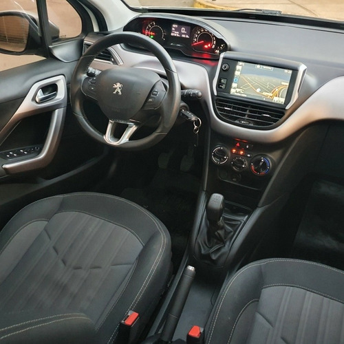 Peugeot 208 1.6 Allure 2017