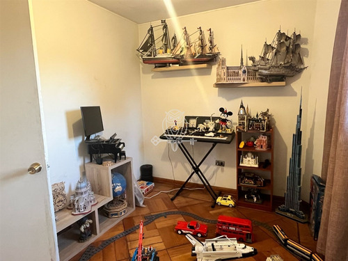 Casa Para Remodelar 4d 4b Barrio Las Lilas, Providencia