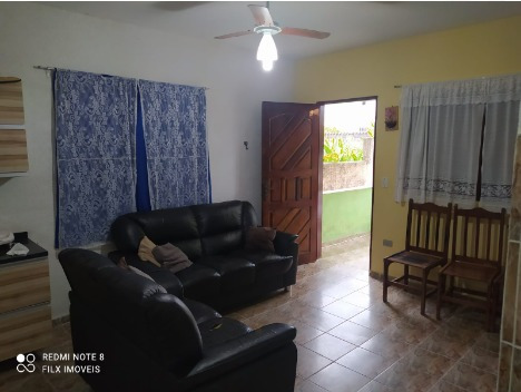 Imagem 8 de 14 de Casa Com Quintal 400 Metros Da Praia Com Suíte Itanhaém Sp