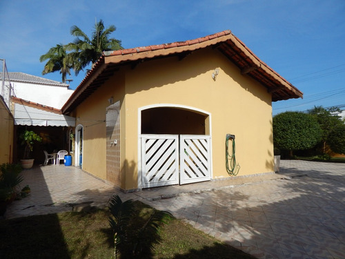 Sobrado Bairro Oásis A Venda Na Praia De Peruíbe.