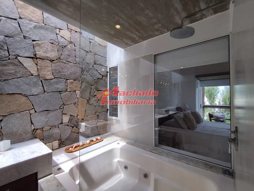Casa En Venta, Manantiales, Maldonado.