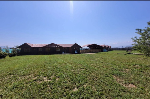 Dos Casas En Terreno De 5000m2 Chicureo