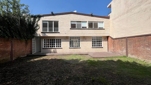 Casa En Venta En Lomas De Tecamachalco
