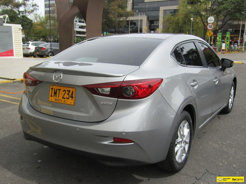 Mazda 3 2.0 Touring
