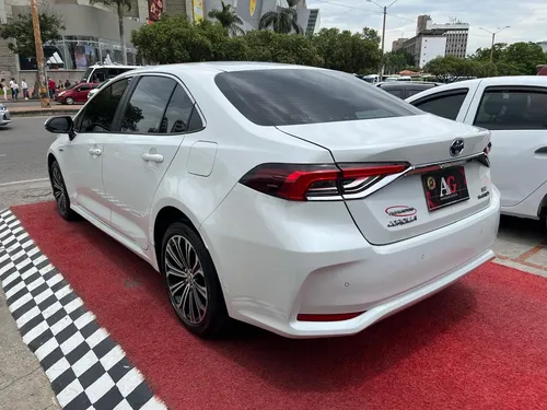 Toyota Corolla Seg Hibrido 1.8 At