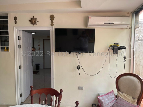Ajr Casa En Venta En La Trinidad 24-18719 Yg