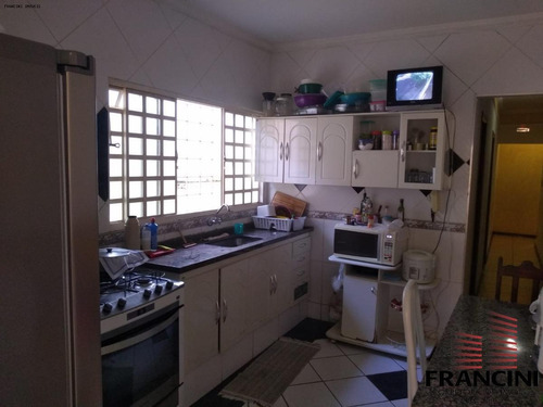 Imagem 4 de 13 de Casa Para Venda Em Bauru, Núcleo Habitacional Vereador Edson Francisco Da Silva, 4 Dormitórios, 1 Suíte, 2 Banheiros, 2 Vagas - 5029_2-1559626