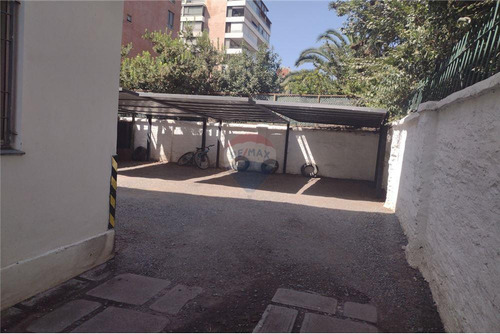 Cercano Plaza Las Lilas 3d-2b.providencia