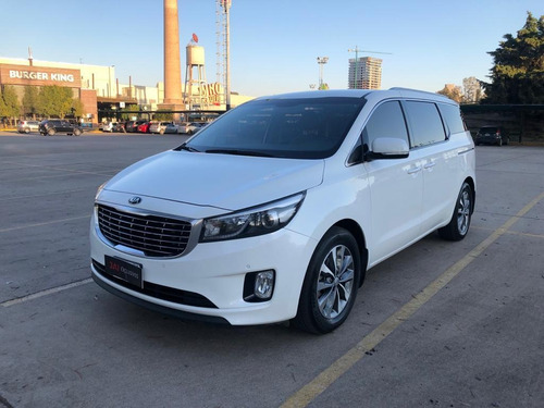 Imagen 2 de 10 de Kia Carnival 2.2 Crdi Premium 2016