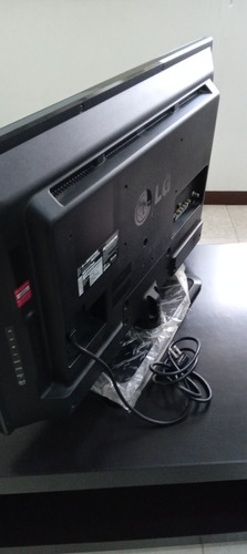 Imagen 6 de 10 de Tv LG 32'' Color Negro.en Perfectas Condiciones, Cómo Nuevo.