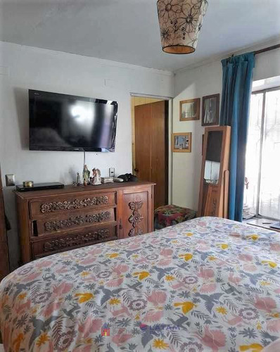 Casa En Venta De 3 Dorm. En Ñuñoa