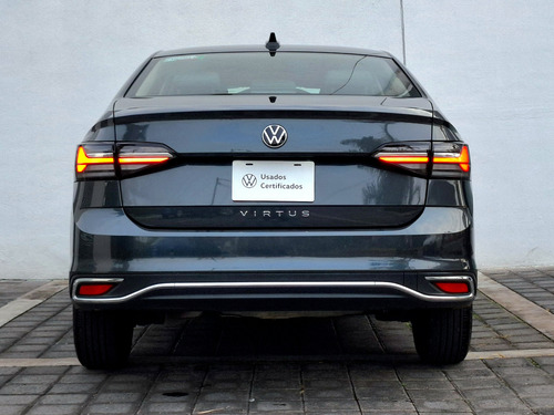 Volkswagen Virtus 4p Trendline L4/1.6 Aut