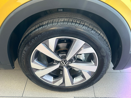 Volkswagen Taigun 1.0 Tsi Comfortline At
