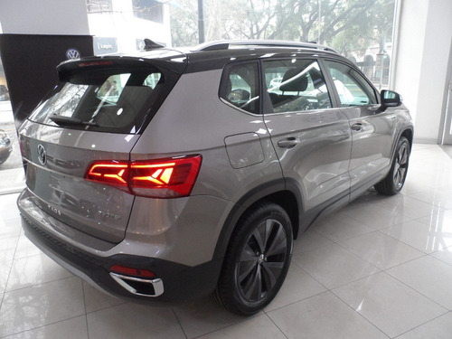 Imagen 19 de 25 de Volkswagen Taos 2022 1.4 250 Tsi Hero (gl)