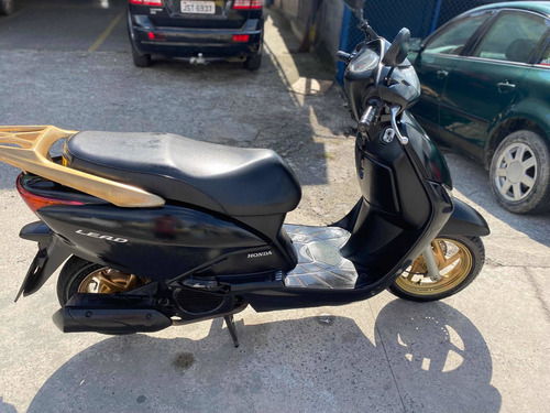 Imagem 4 de 10 de Honda Lead