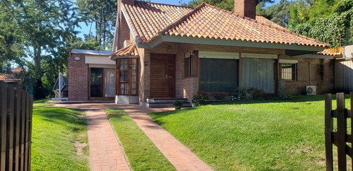 Imagen 13 de 23 de Casa En Venta De 4 Dormitorios C/piscina En Punta Del Este