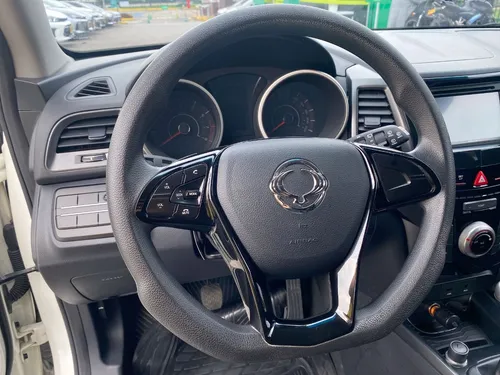SsangYong Tivoli 1.6 XLV MT