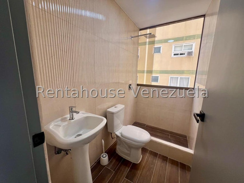 Apartamento Remodelado Piso Bajo Residencias Hilda En Venta En Santa Eduvigis Avenida Segunda De Santa Eduvigis Caracas Richardhernandez