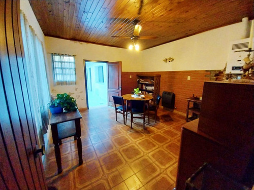 Casa En Venta En Victoria A Modernizar