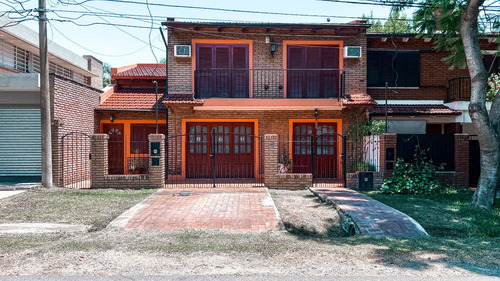 Casa En Granadero Baigorria