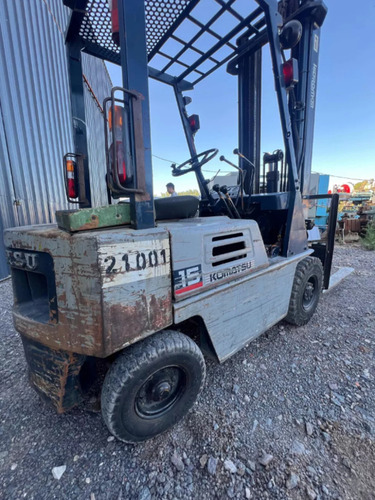 Autoelevador Komatsu 1500kg Torre Triple Motor Naftero