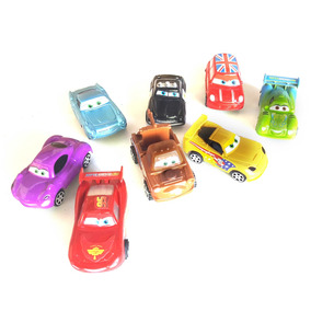 Pack De 8 Autos D Cars A Fricción Rayo Mcquen 8cm Art Nuevo