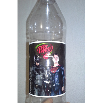 Botella Dr. Pepper Batman Contra Superman Cereza